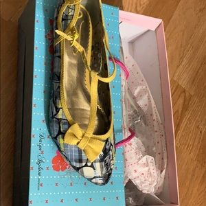 Poetic Licence Flats